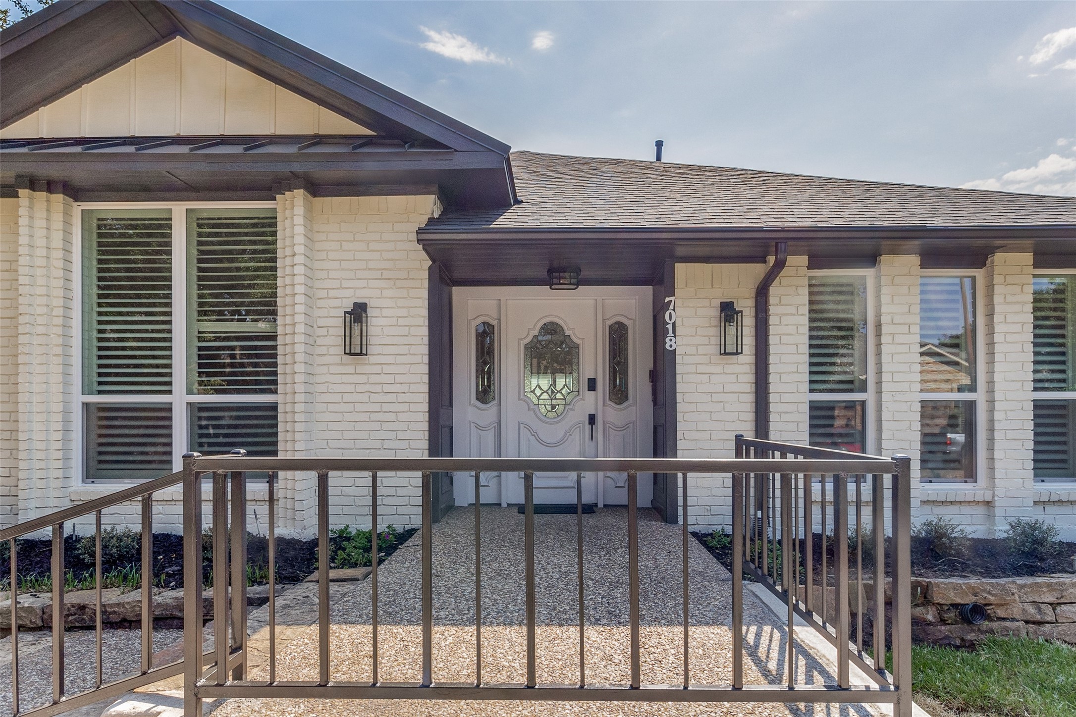 7018 Deloache Dallas TX 75225