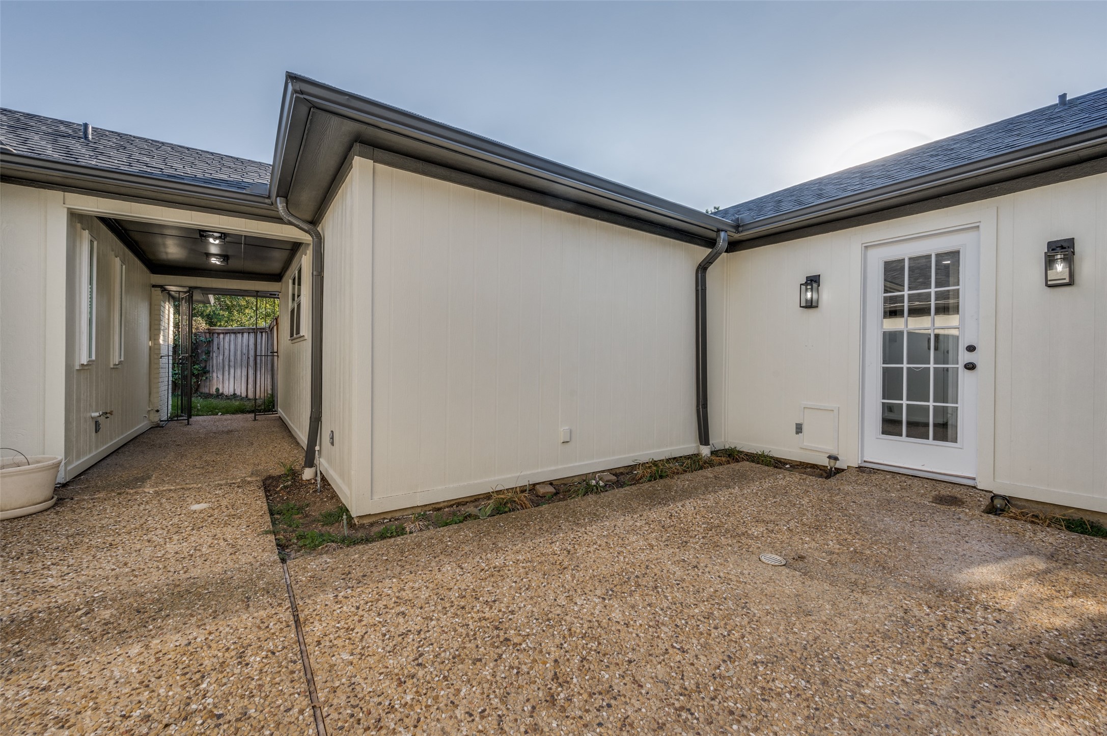 7018 Deloache Dallas TX 75225