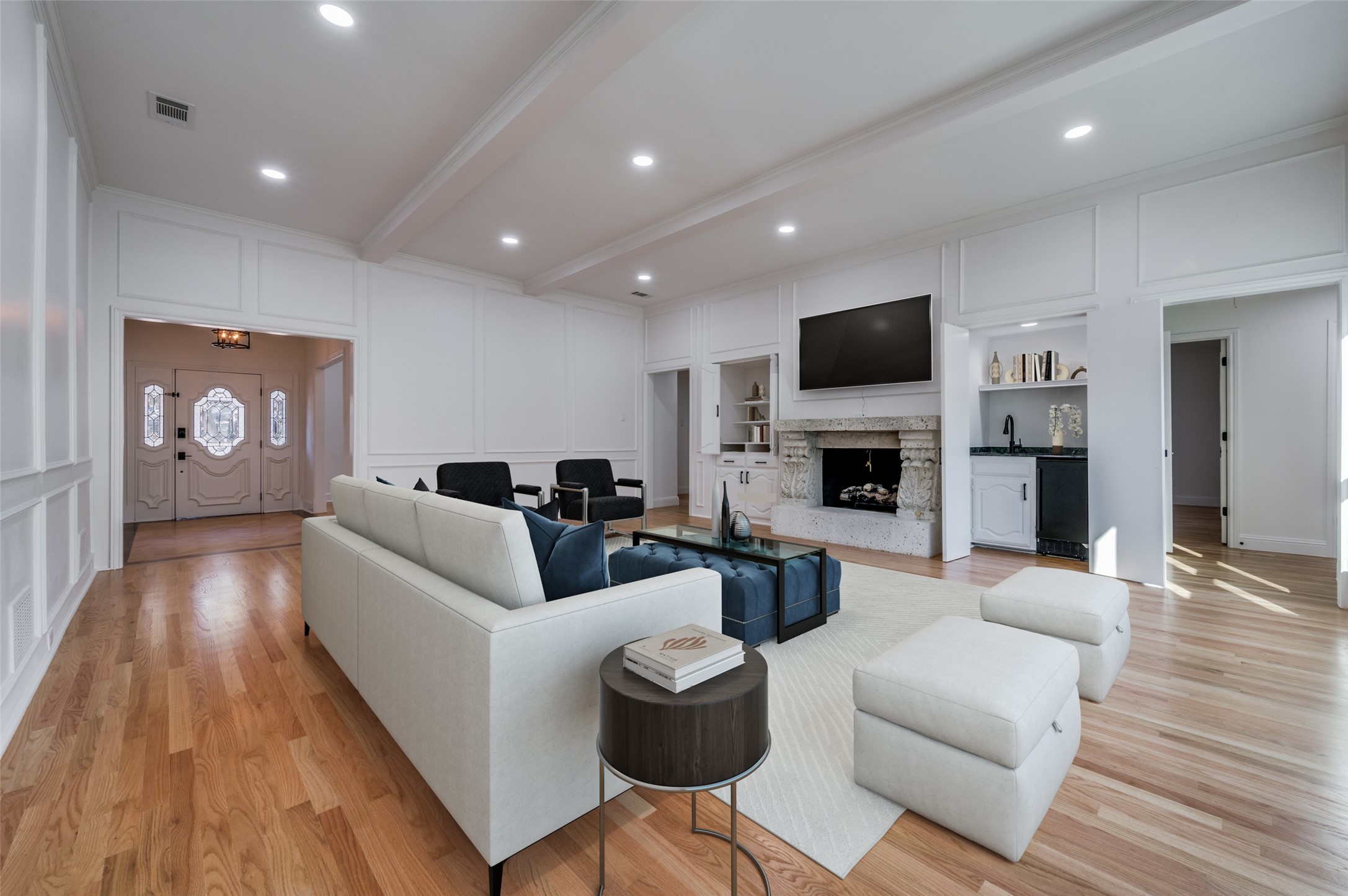 7018 Deloache Dallas TX 75225