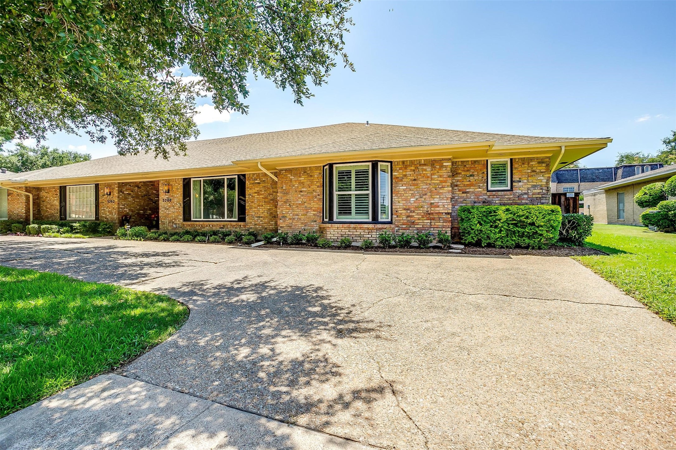 3200 Overton Park Drive W Fort Worth TX 76109