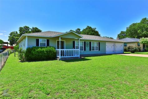 526 Kennedy Street Clyde TX 79510
