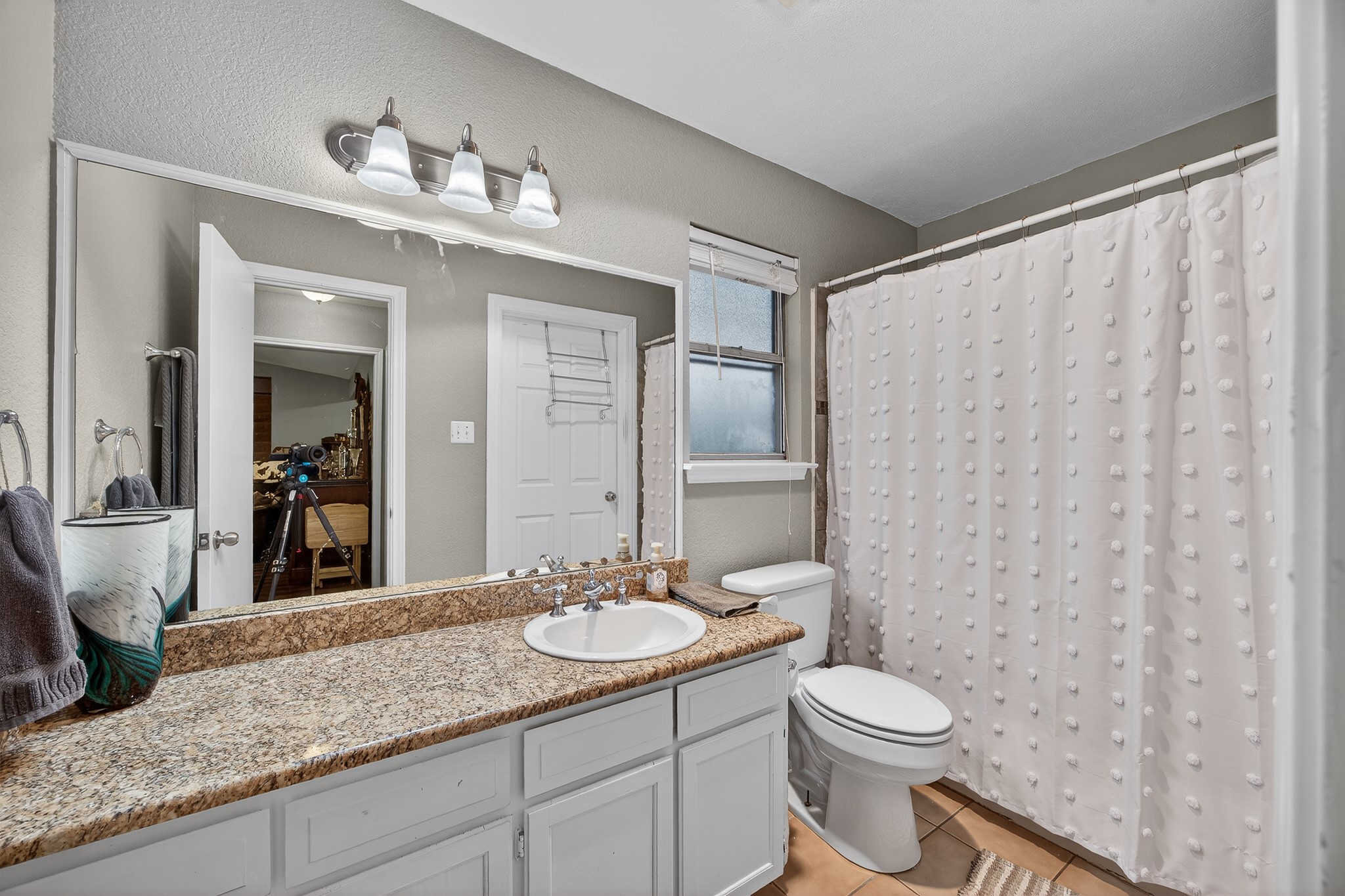 6404 Tammy Court Watauga TX 76148
