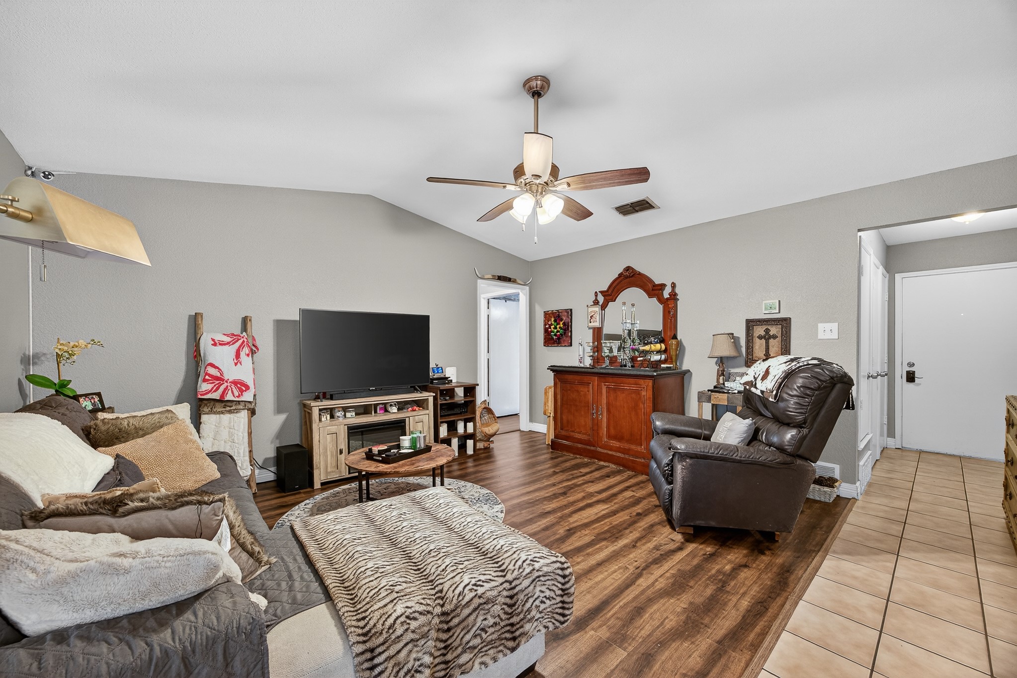 6404 Tammy Court Watauga TX 76148