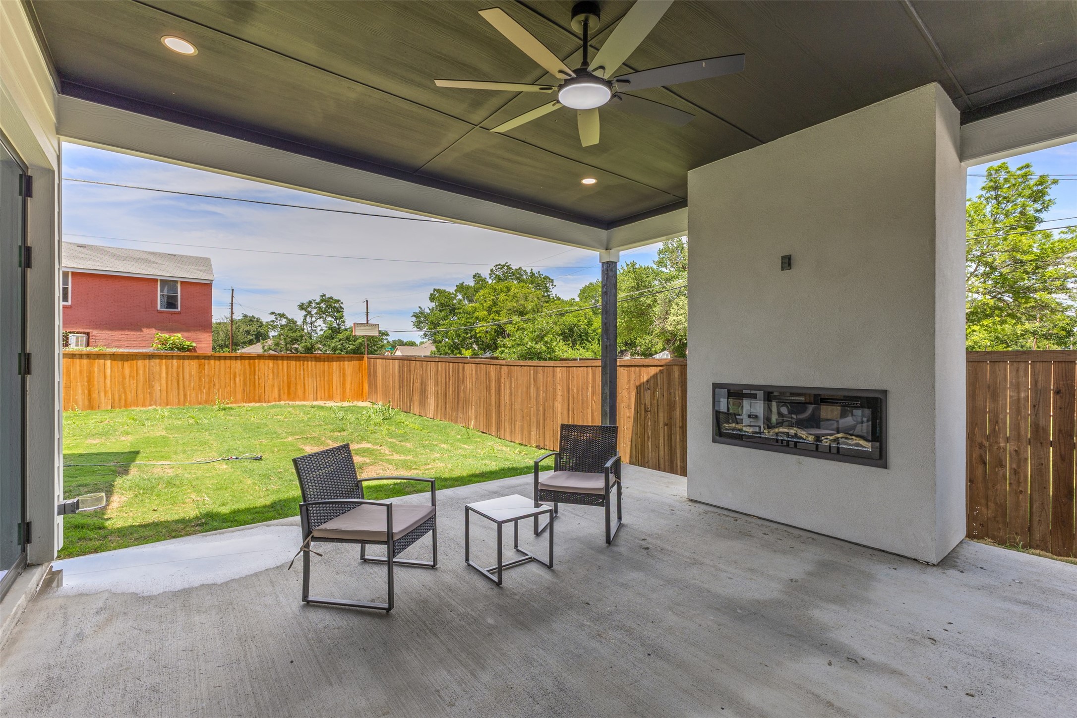 1407 Pueblo Street Dallas TX 75212