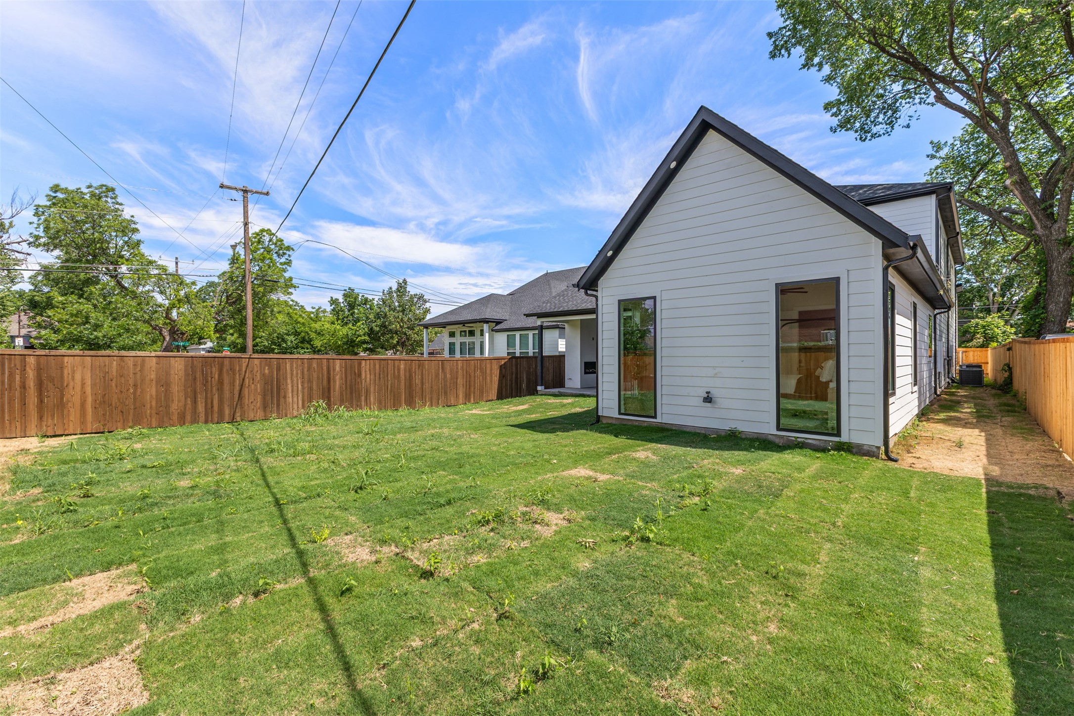 1407 Pueblo Street Dallas TX 75212