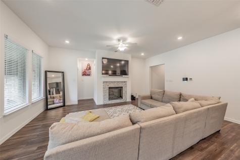 13301 Ridings Drive Fort Worth TX 76052