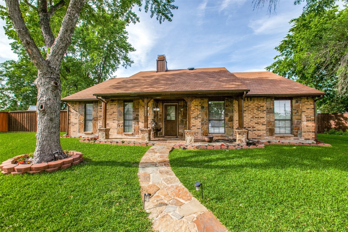 1522 Gelene Court Garland TX 75040