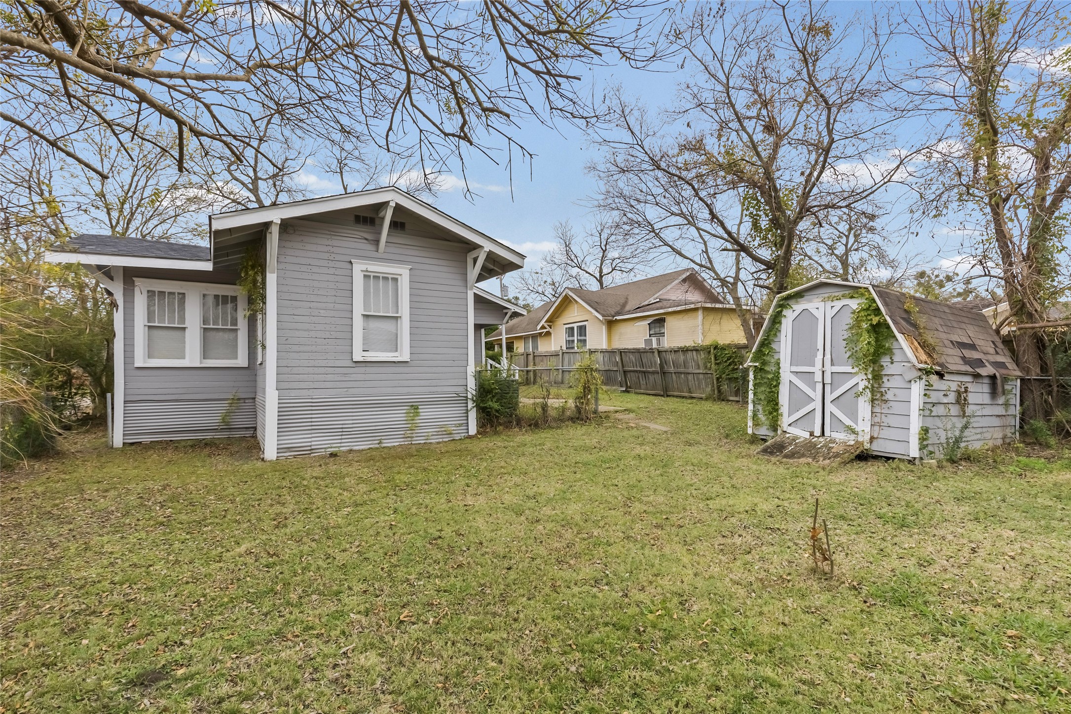 2104 Jones Street Greenville TX 75401
