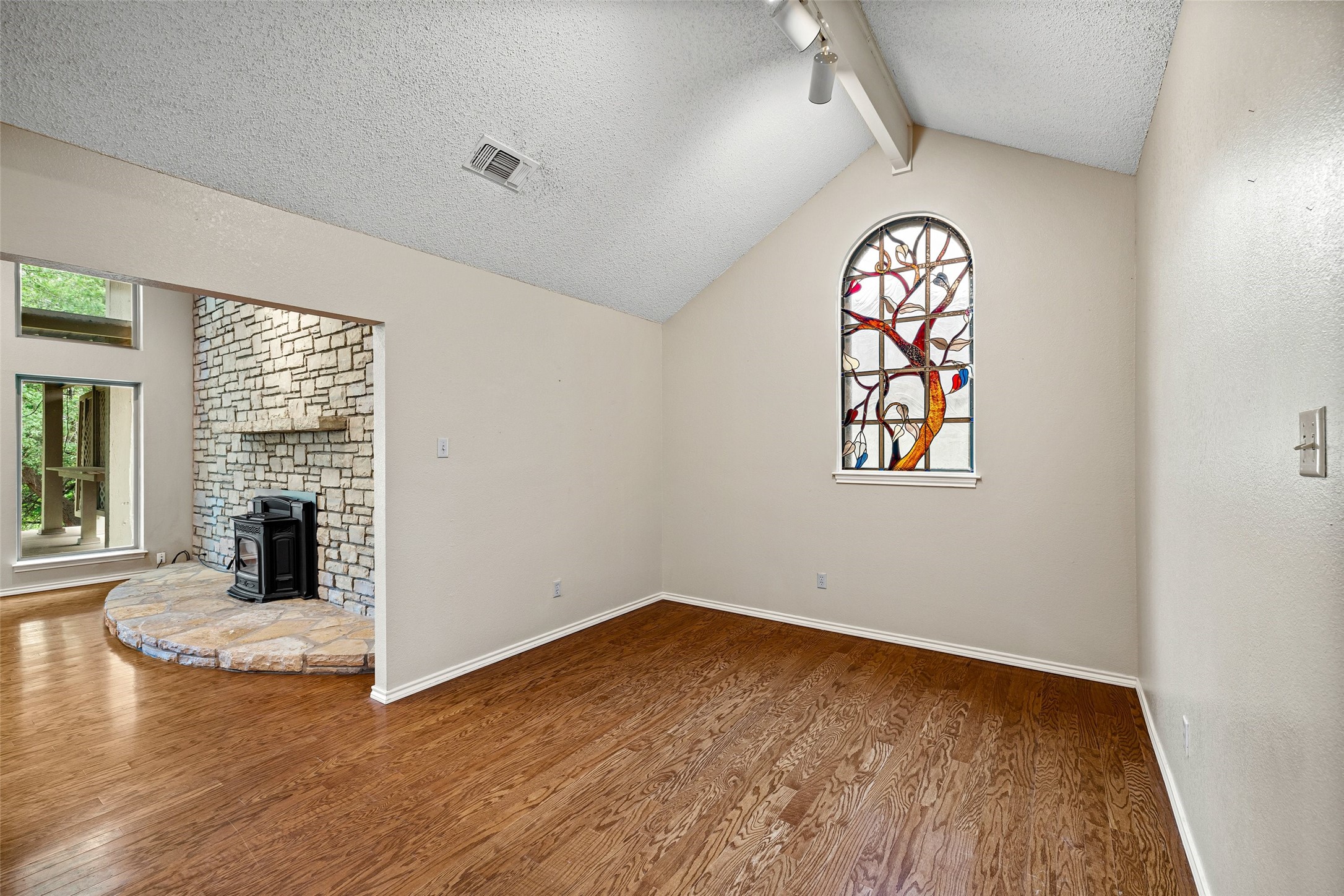 10100 Ravenswood Road Granbury TX 76049