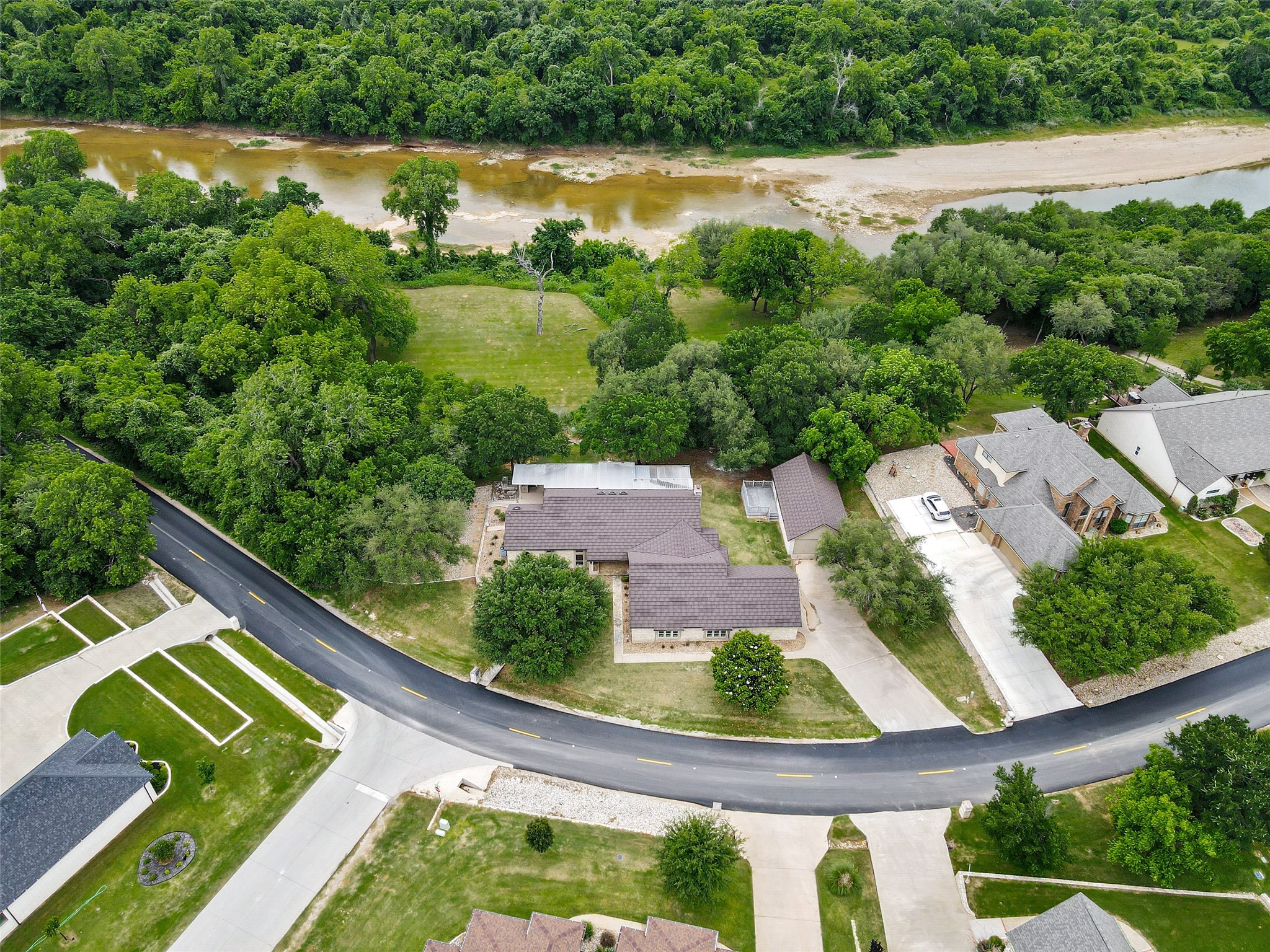 10100 Ravenswood Road Granbury TX 76049