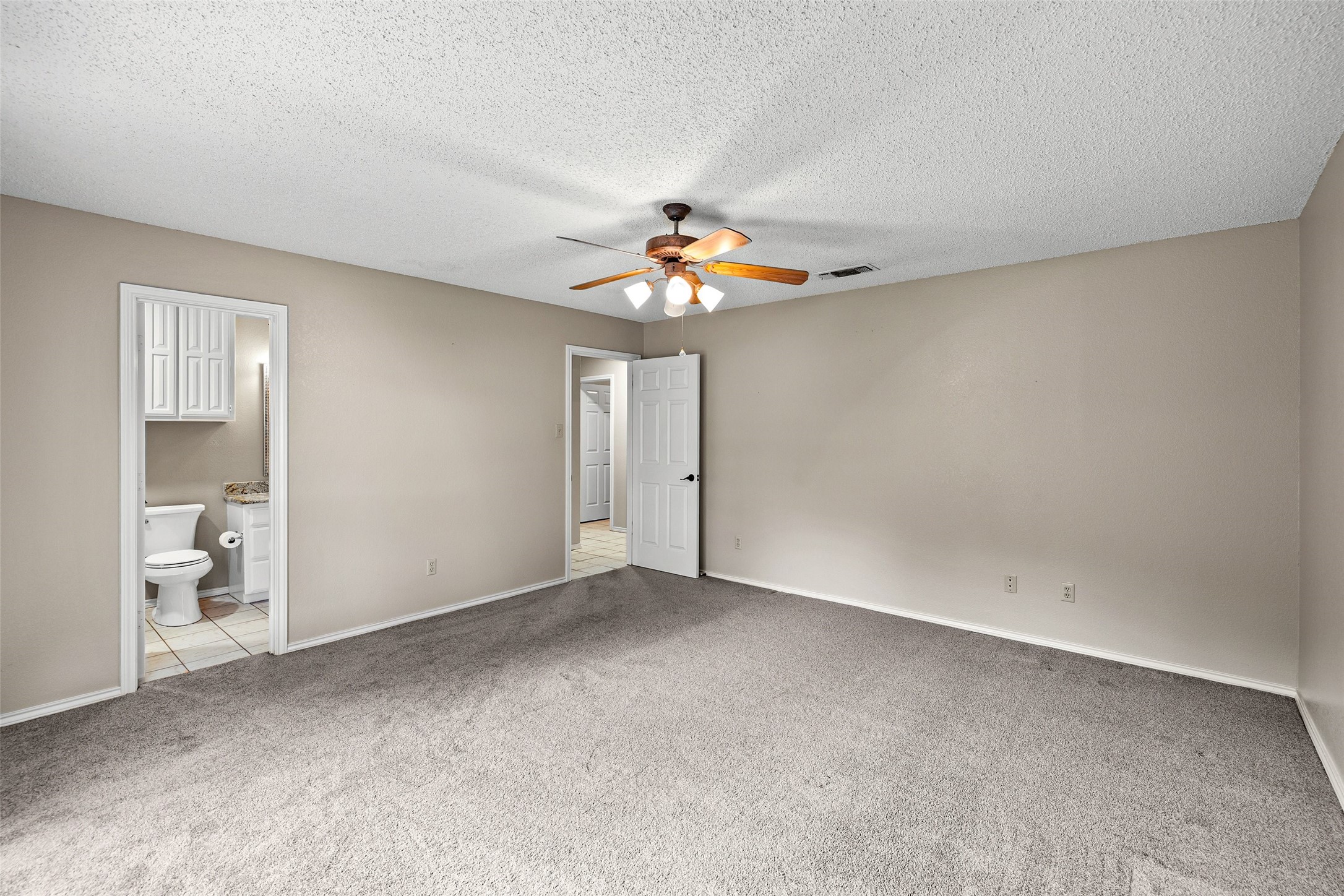 10100 Ravenswood Road Granbury TX 76049
