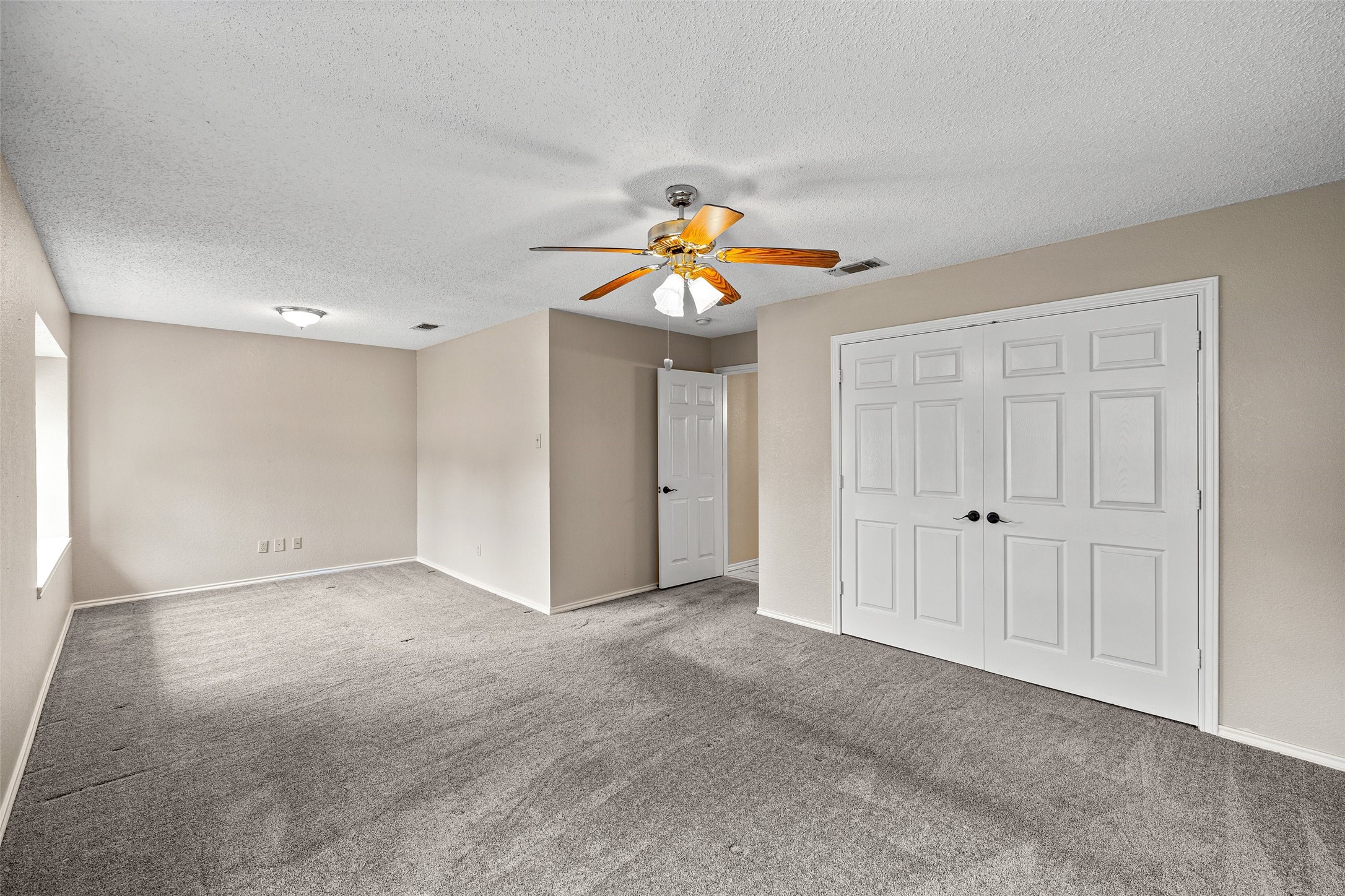 10100 Ravenswood Road Granbury TX 76049