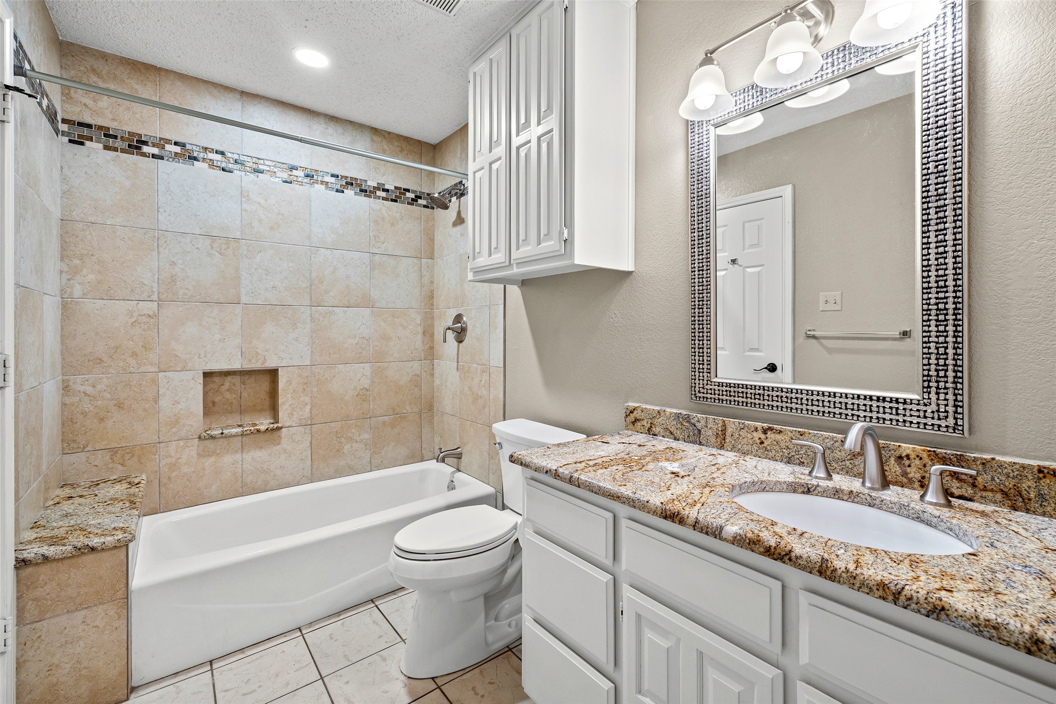 10100 Ravenswood Road Granbury TX 76049