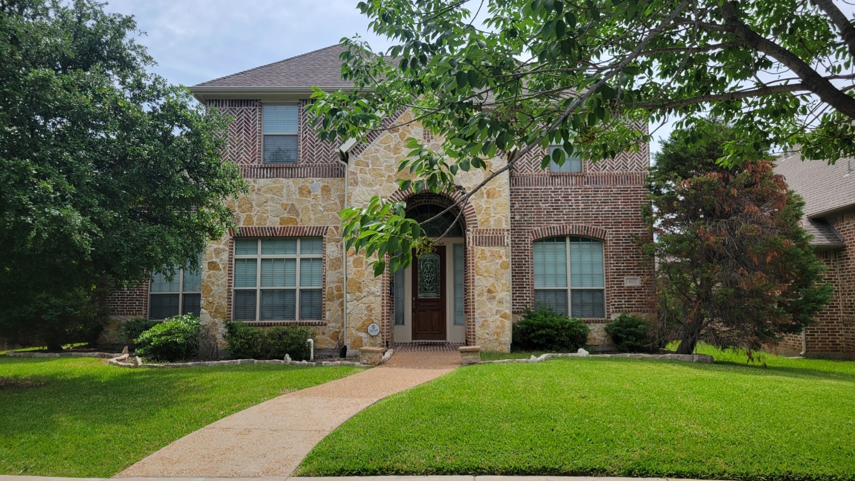 617 York Court Lewisville TX 75056