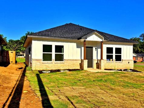 271 11th Street Paris TX 75460