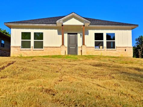 271 11th Street Paris TX 75460
