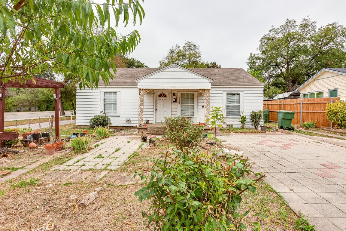1402 Inwood Boulevard Garland TX 75042