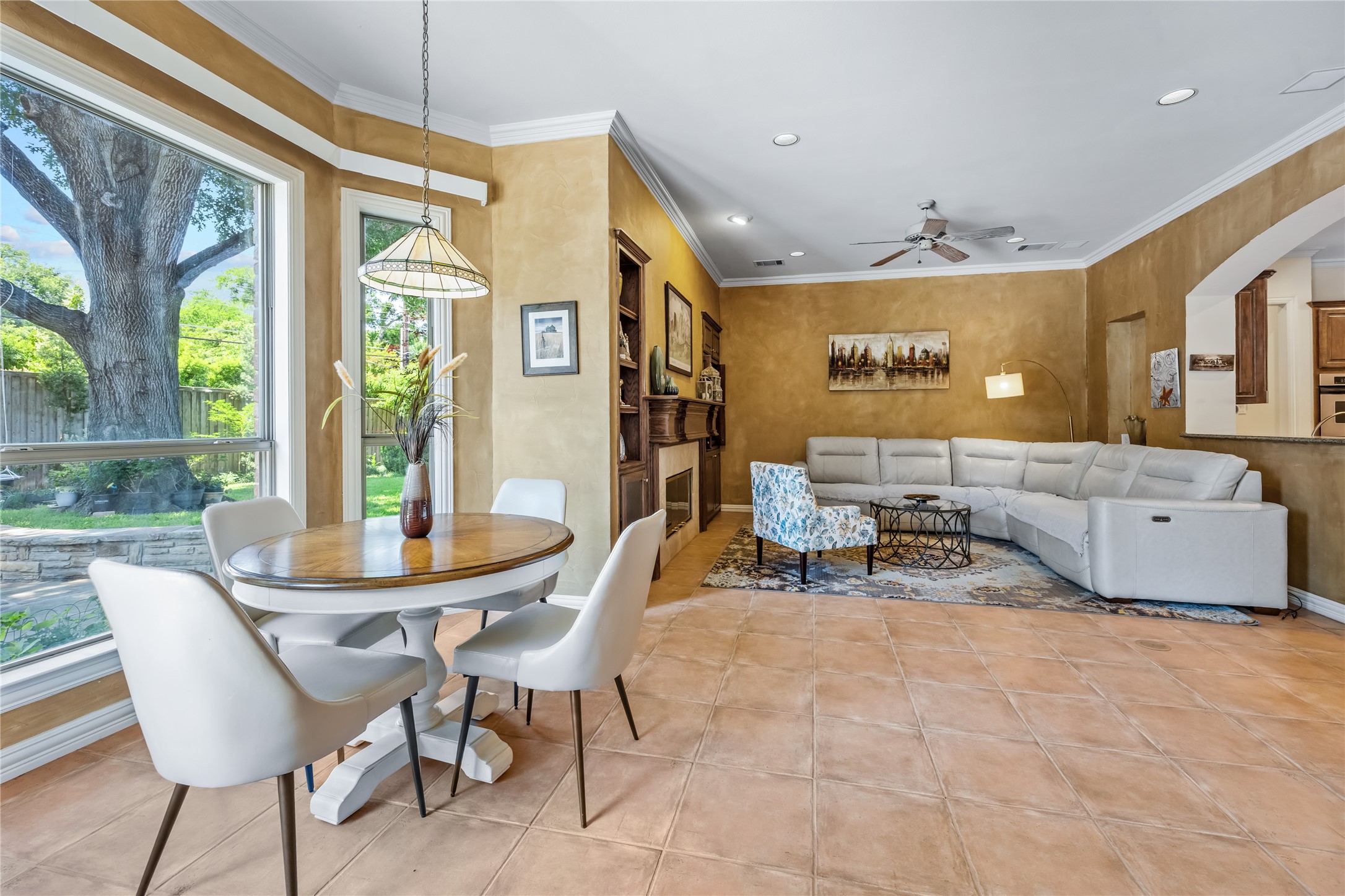5308 Del Roy Drive Dallas TX 75229