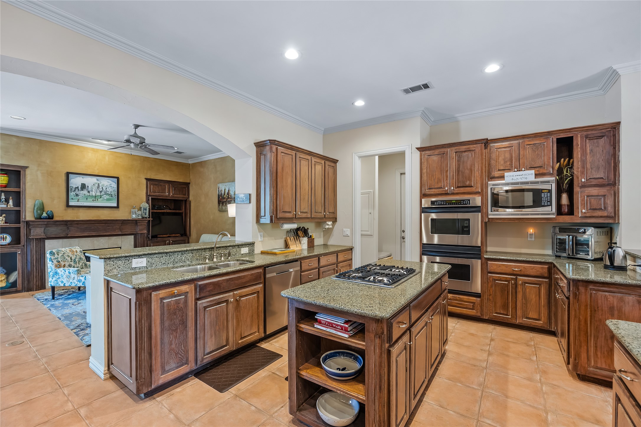 5308 Del Roy Drive Dallas TX 75229