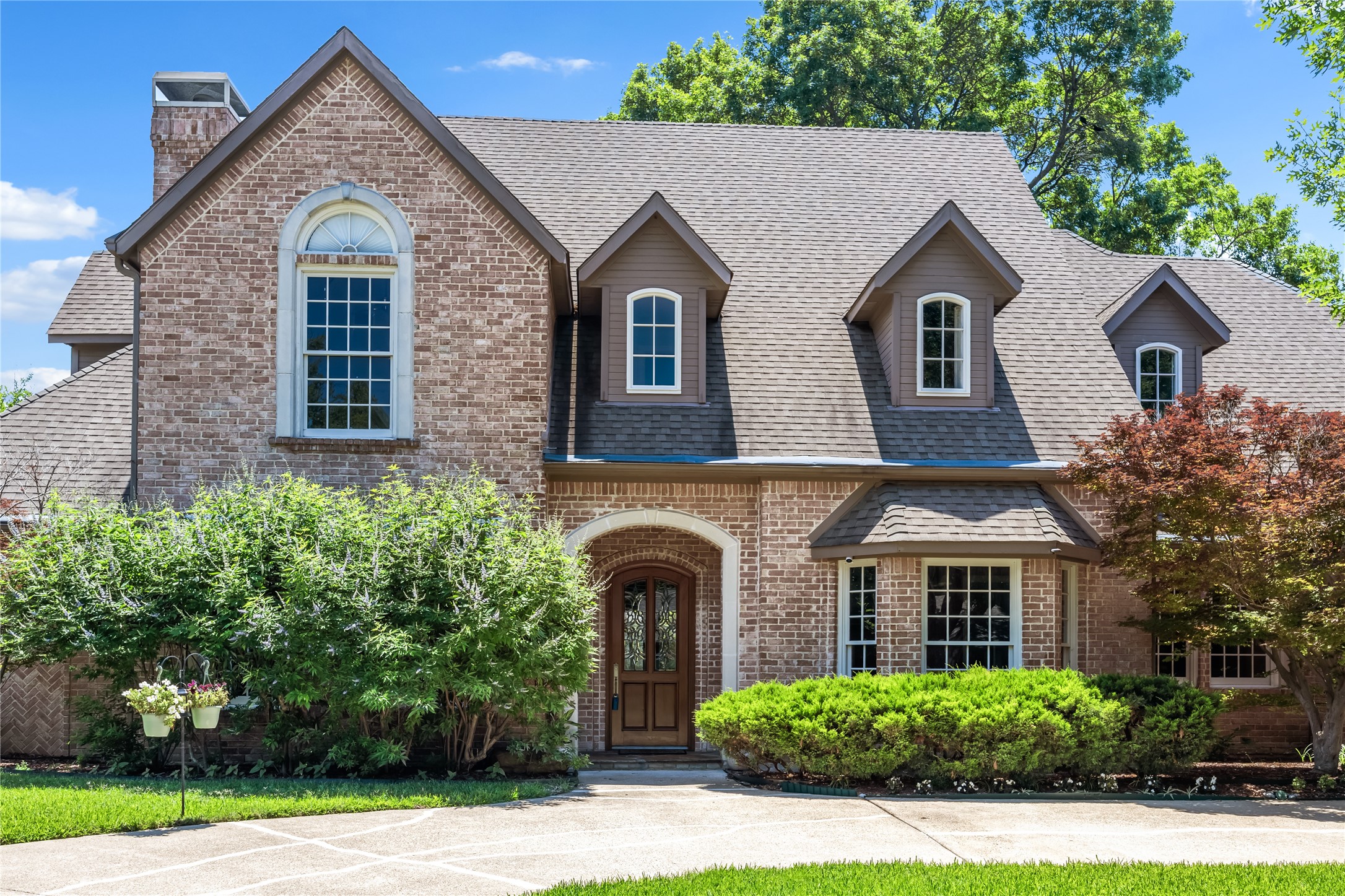 5308 Del Roy Drive Dallas TX 75229
