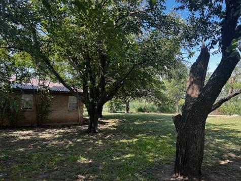 320 County Road 401 Comanche TX 76442