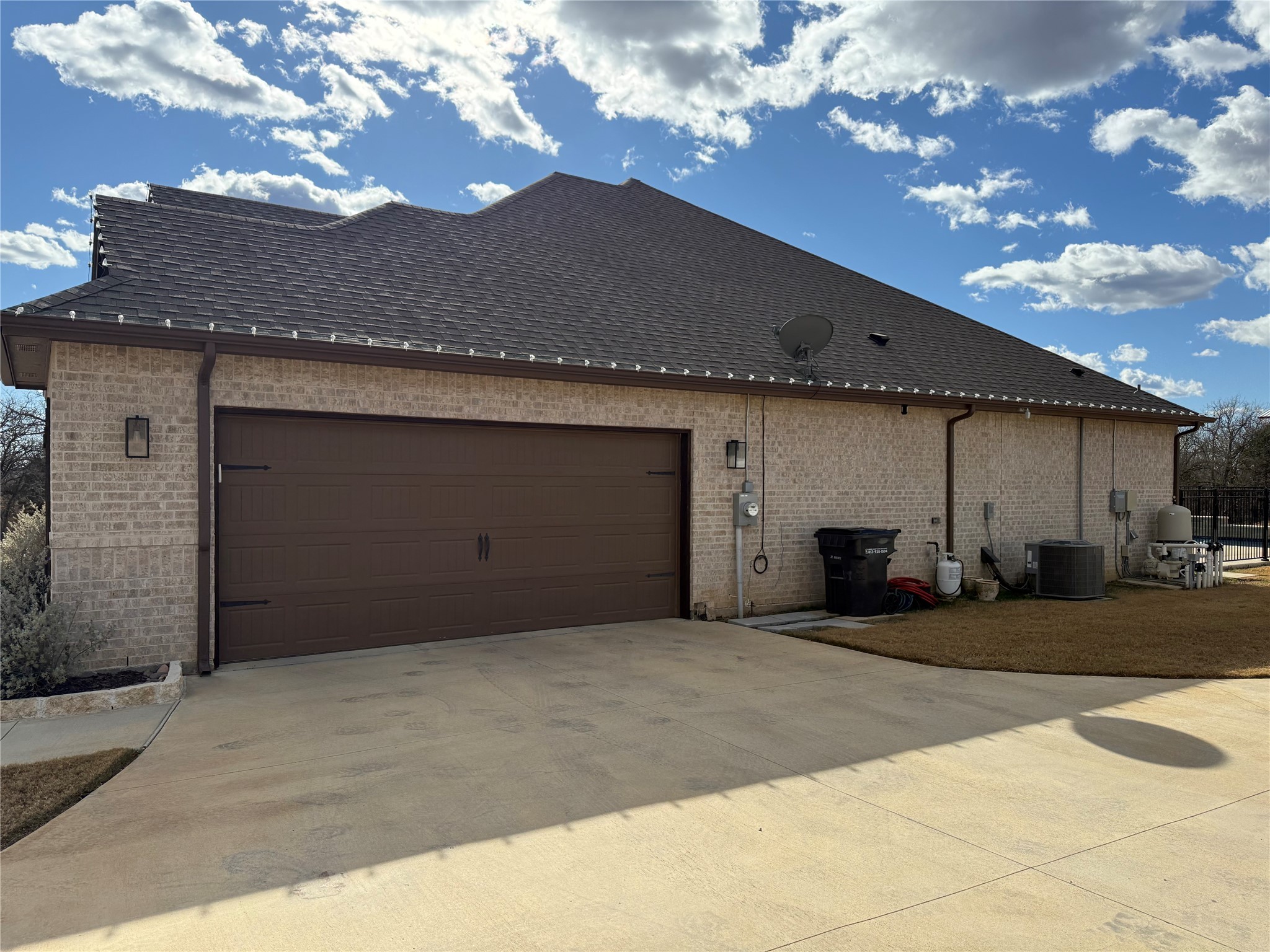 1021 Churchill Lane Millsap TX 76066