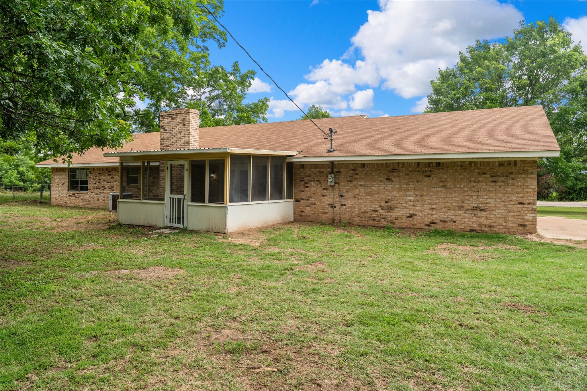 2707 Fm 69 Quitman TX 75783