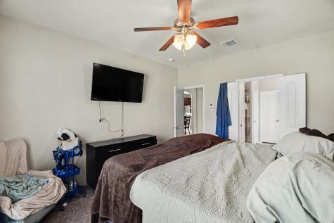 8909 Tenderfoot Lane Aubrey TX 76227