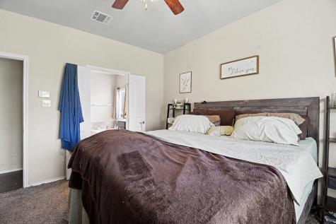 8909 Tenderfoot Lane Aubrey TX 76227