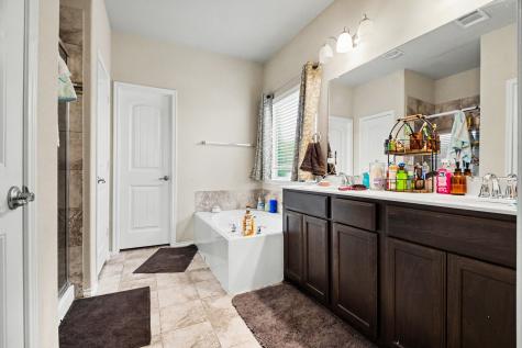 8909 Tenderfoot Lane Aubrey TX 76227