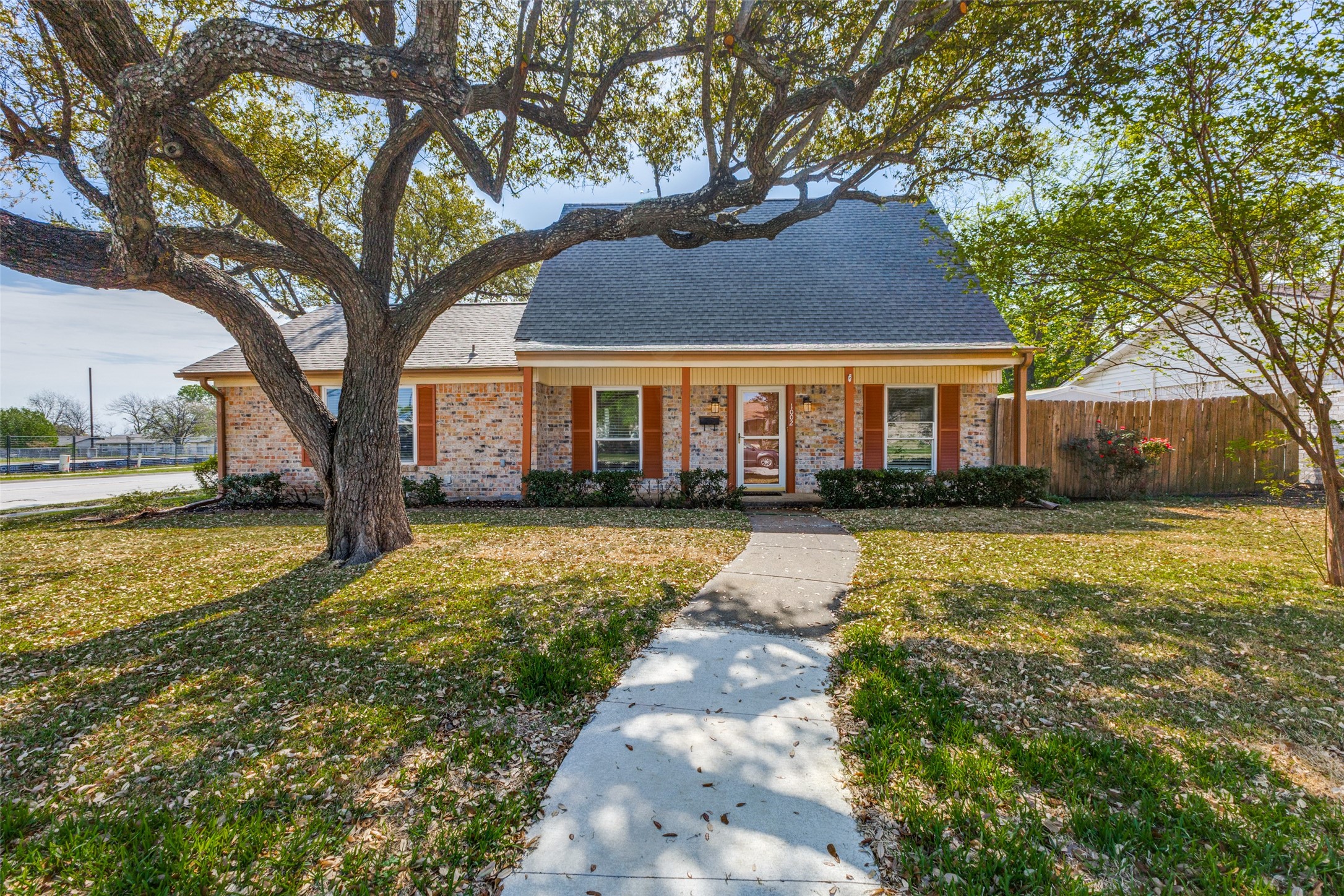 1002 Tahoe Drive Garland TX 75043