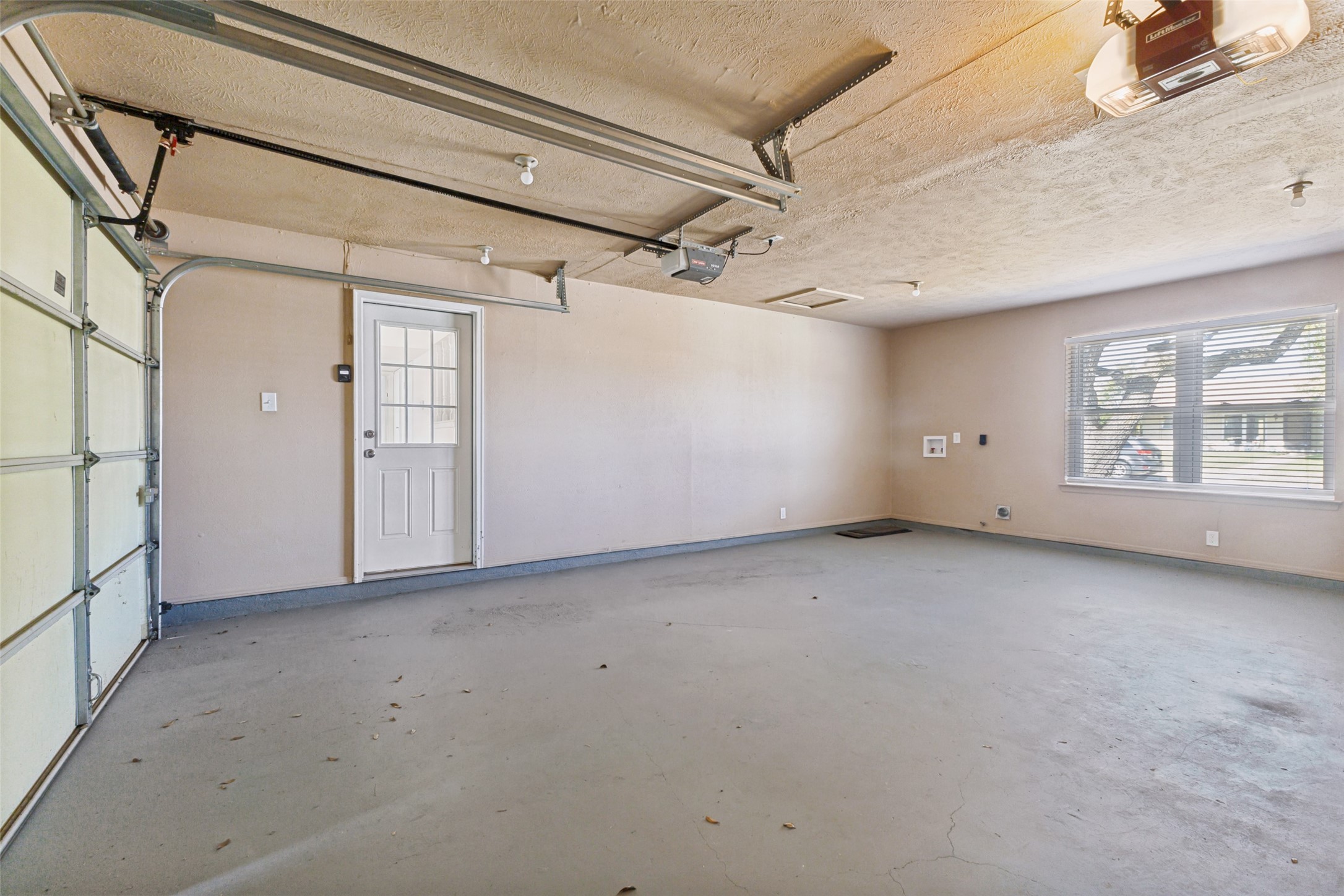 1002 Tahoe Drive Garland TX 75043