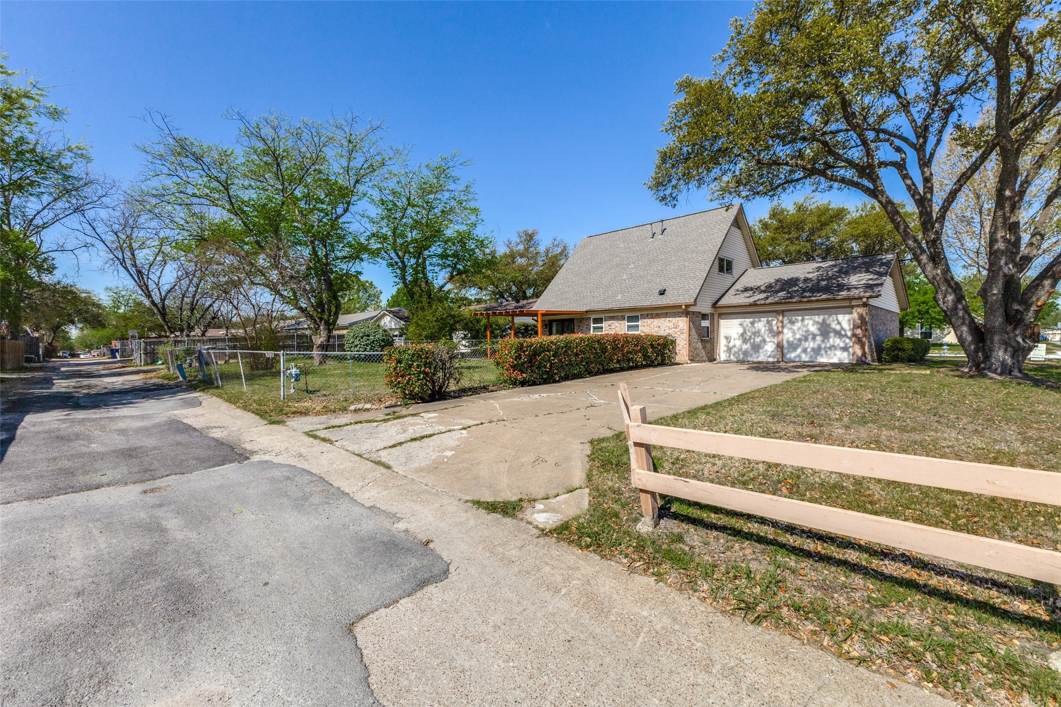 1002 Tahoe Drive Garland TX 75043