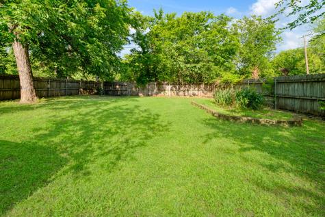 823 S Church Street Paris TX 75460