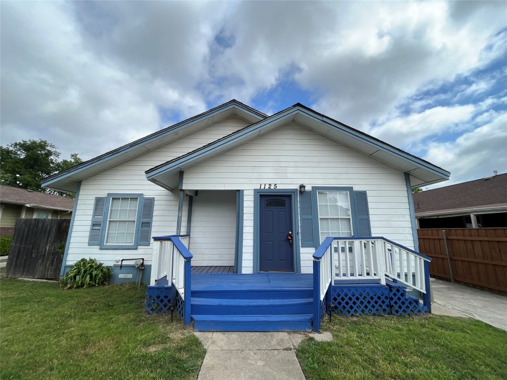 1125 Bessie Street Fort Worth TX 76104
