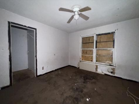 601 S Franklin Avenue Monahans TX 79756