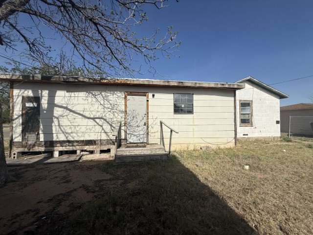 601 S Franklin Avenue Monahans TX 79756