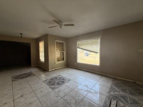 601 S Franklin Avenue Monahans TX 79756