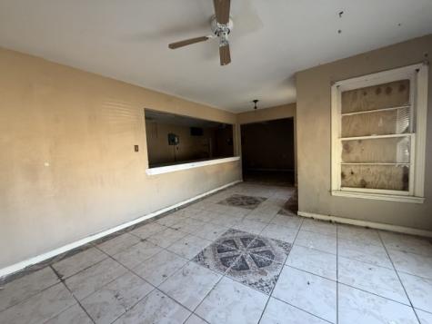 601 S Franklin Avenue Monahans TX 79756