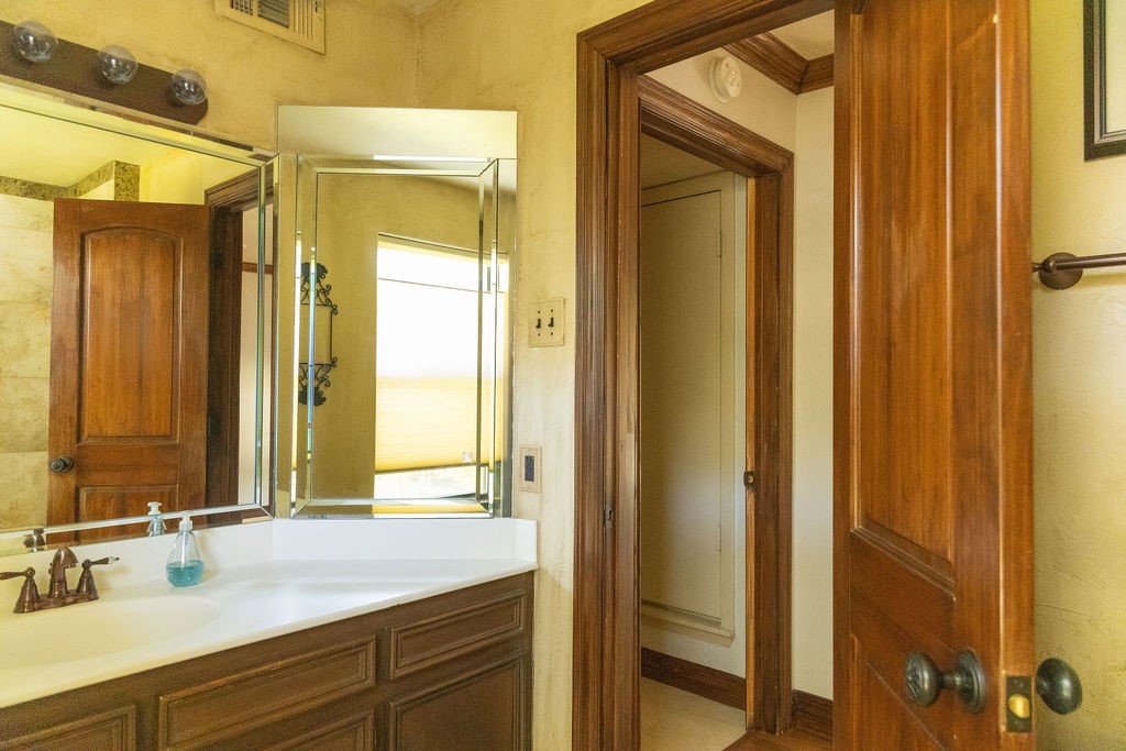 5435 Bent Tree Drive Dallas TX 75248