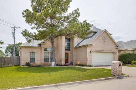 5202 Pineglen Court Arlington TX 76016