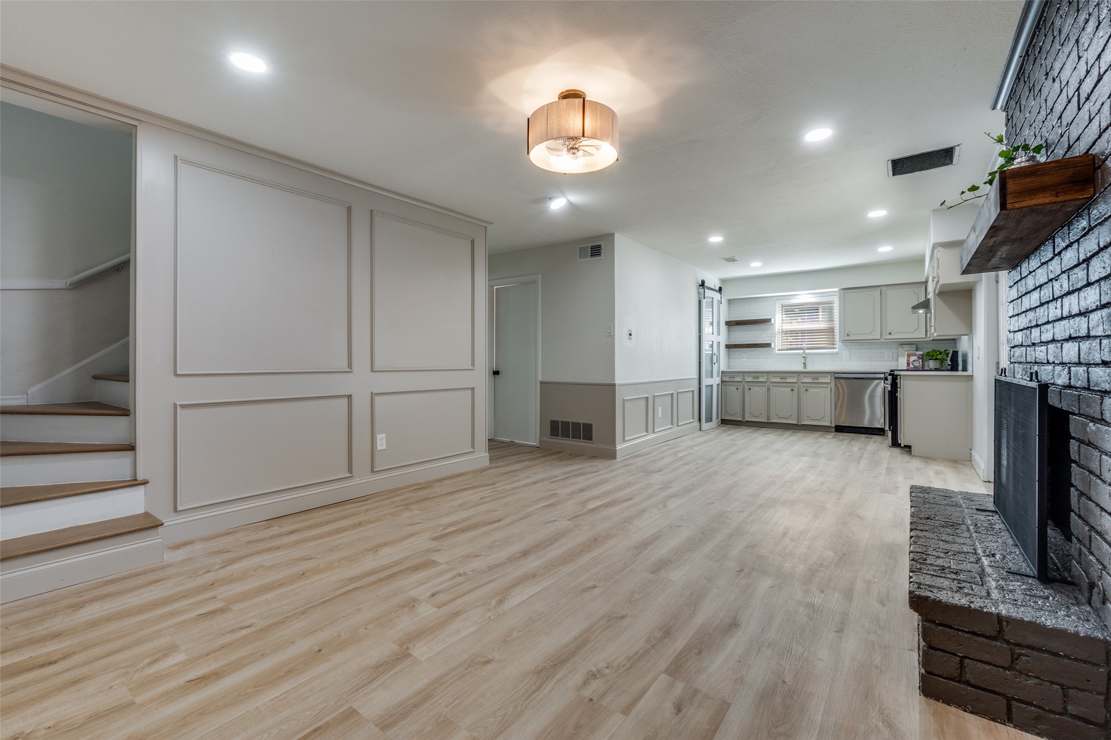 11342 Quail Run Street Dallas TX 75238