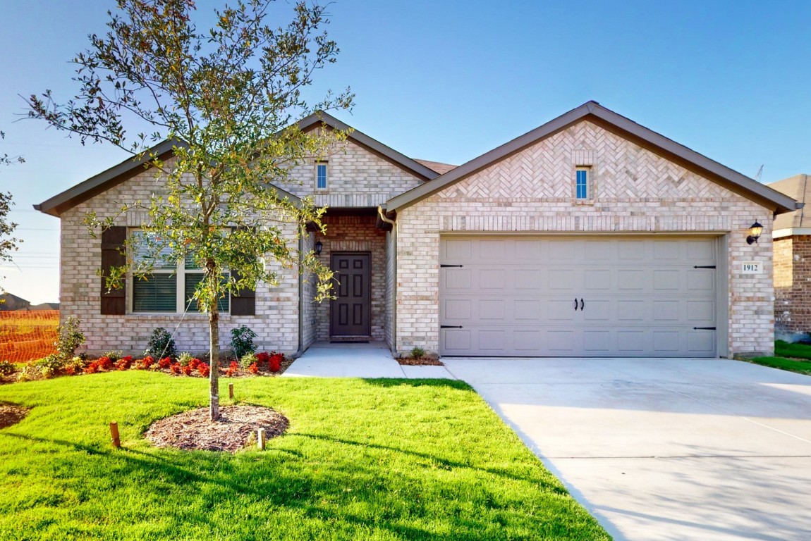 1912 Huisache Street Royse City TX 75189