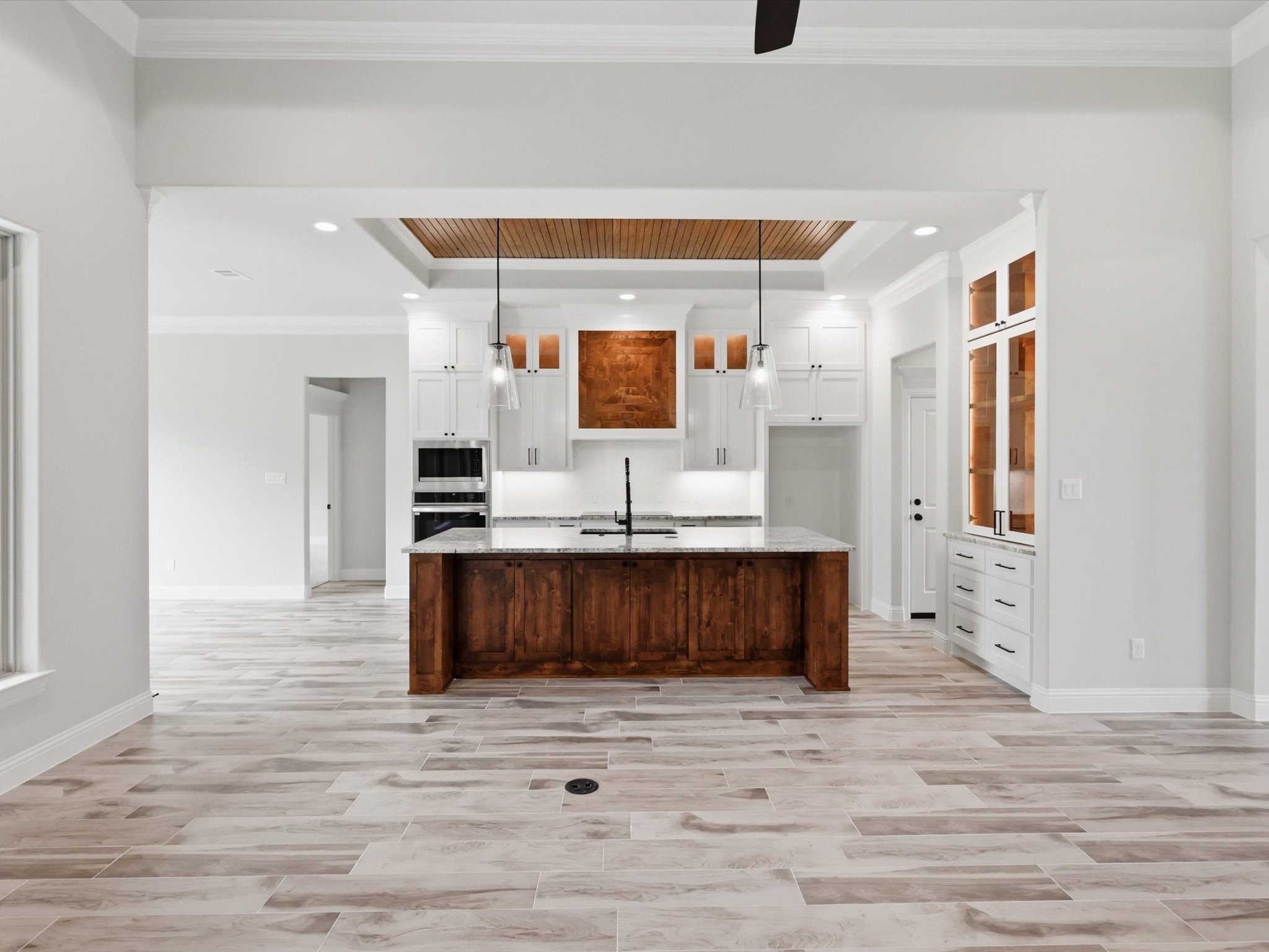 3711 Tremont Lane Granbury TX 76049