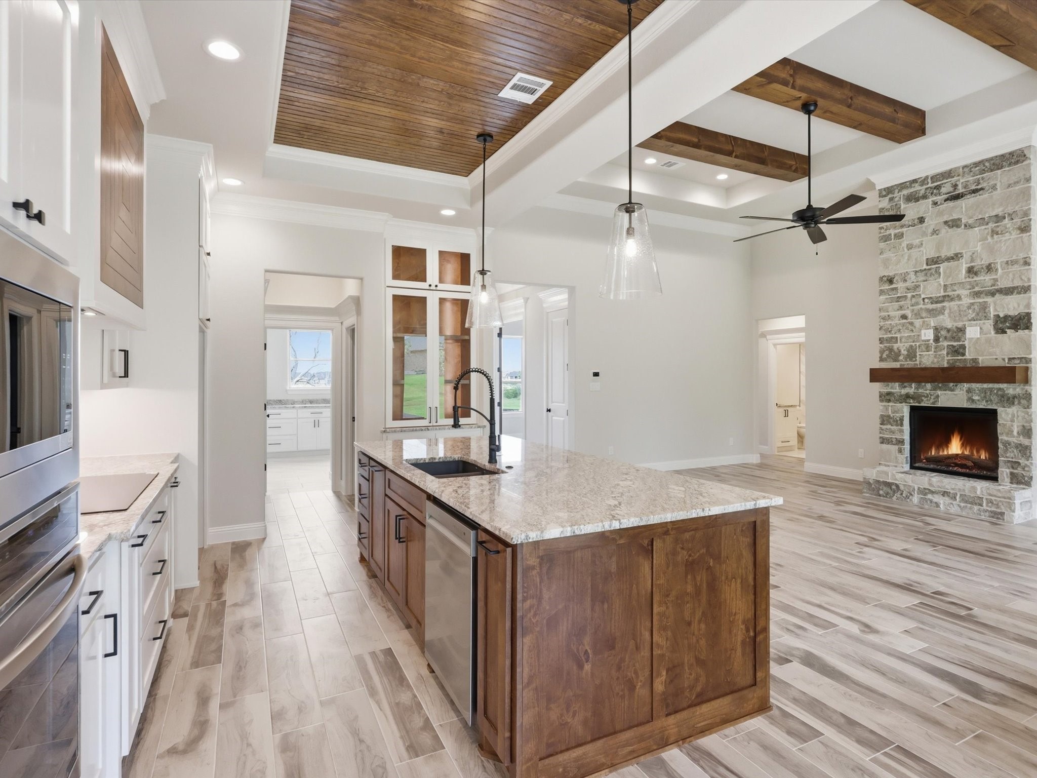 3711 Tremont Lane Granbury TX 76049