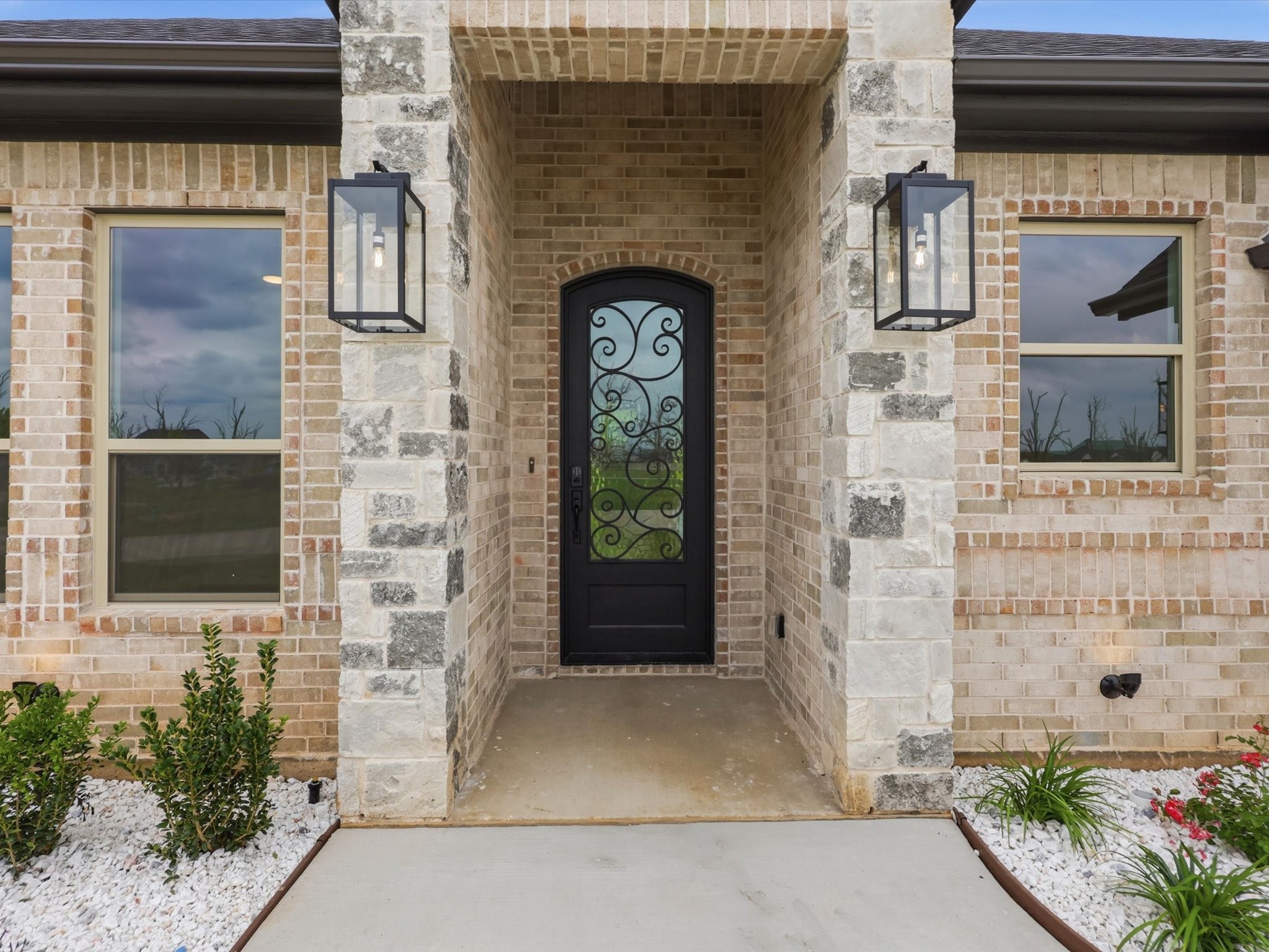 3711 Tremont Lane Granbury TX 76049
