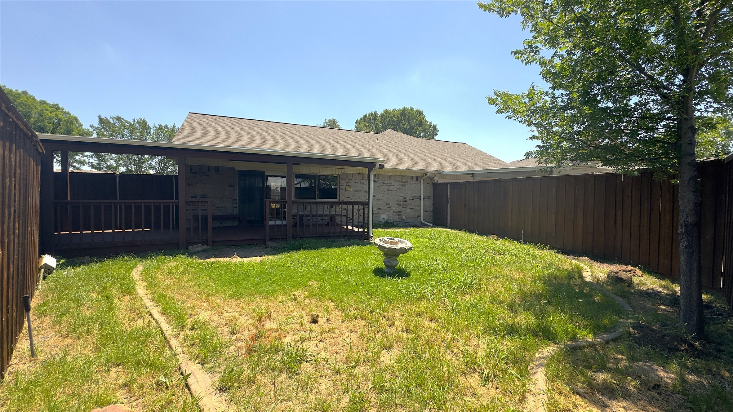 5426 Barcelona Drive Garland TX 75043