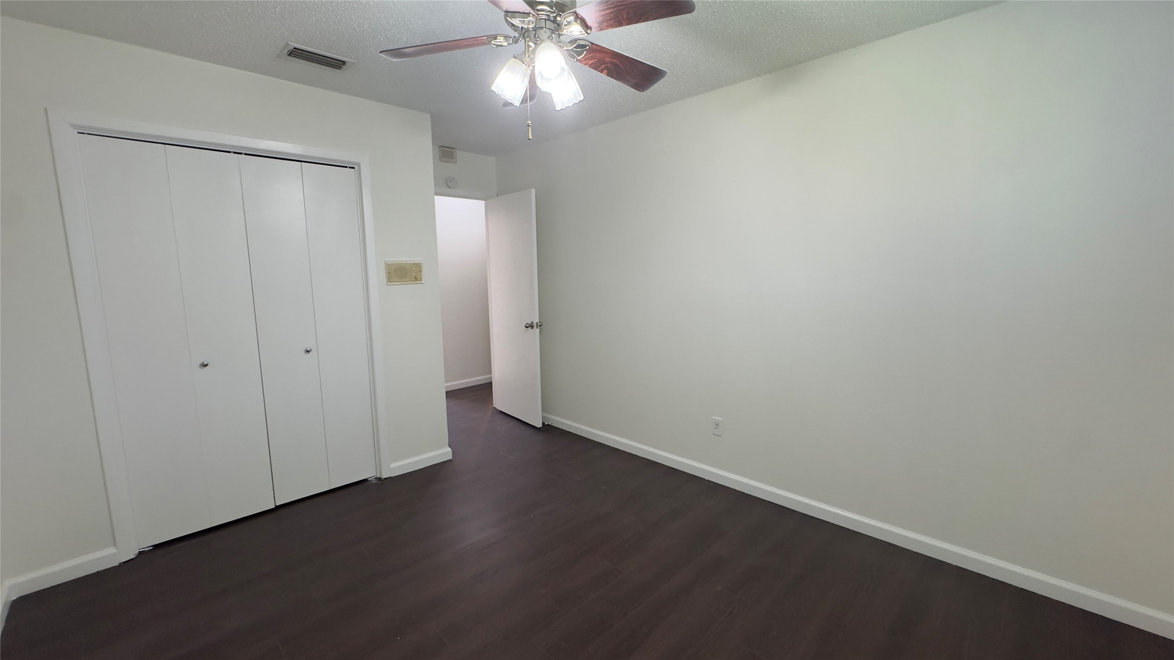 5426 Barcelona Drive Garland TX 75043