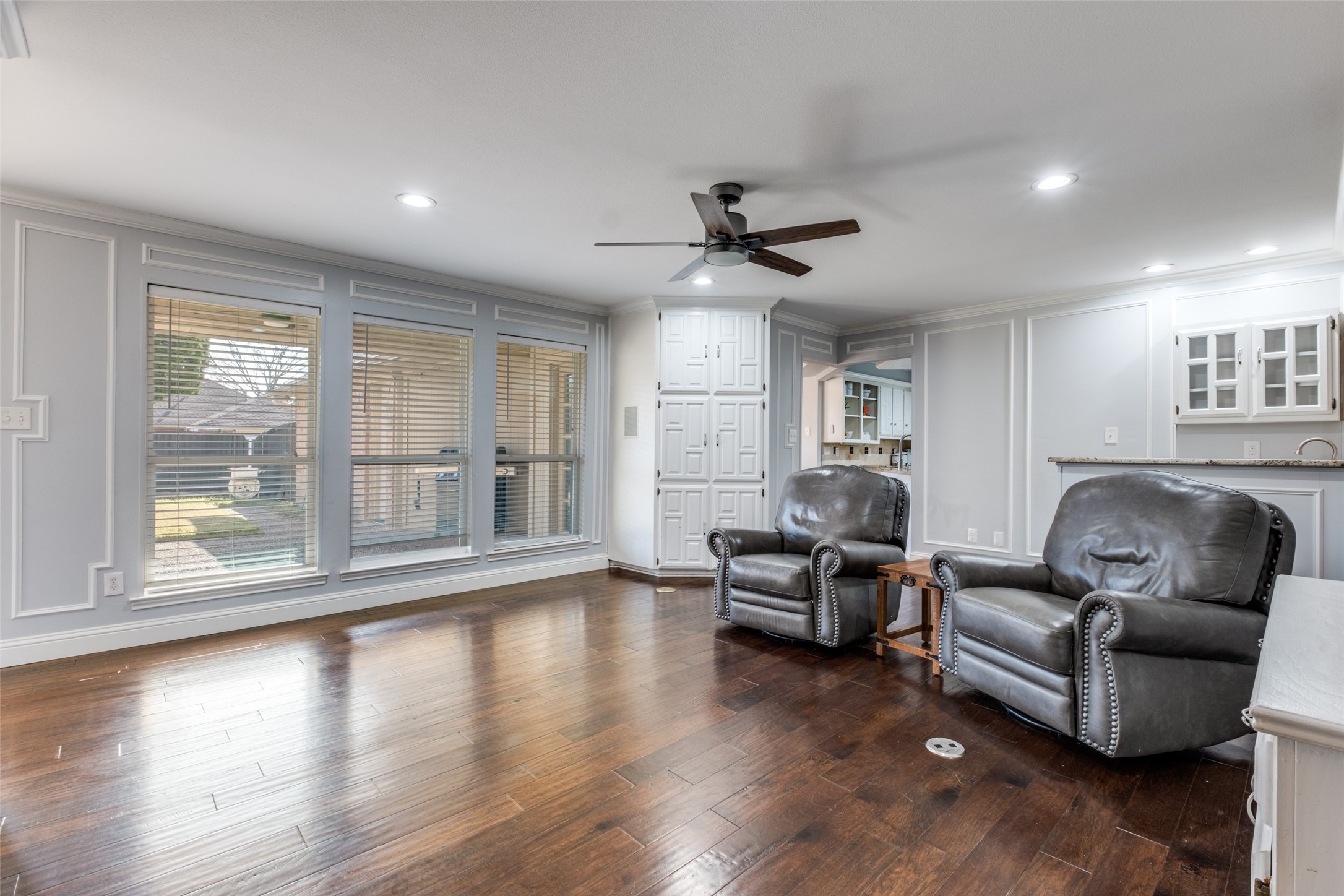 6512 Camille Avenue Dallas TX 75252