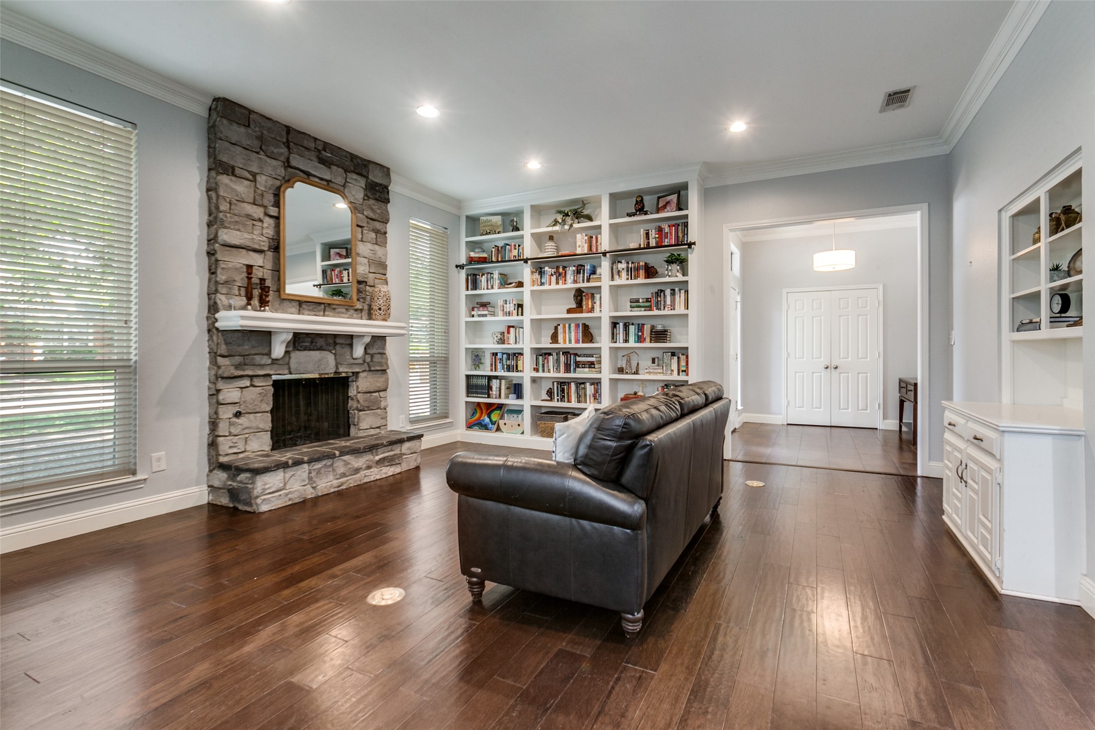 6512 Camille Avenue Dallas TX 75252